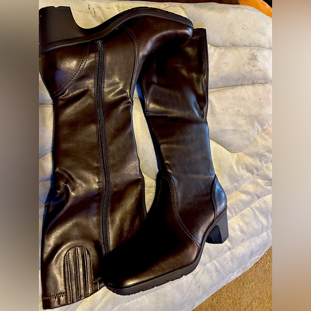 Women’s Boots